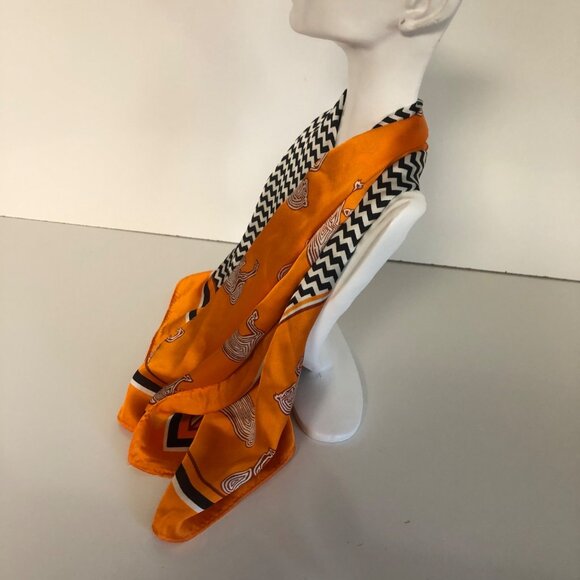 Vintage Style Square Scarf Orange Black Zigzag Horse Patterned Polyester 27x27in - Picture 3 of 5